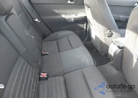 2009 Volvo S40 2.4I z USA, uszkodzony, nr VIN YV1MS382592454193